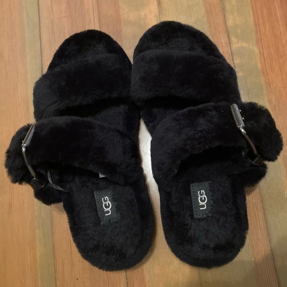 UGG Fuzz Yeah Slides Black Sz 8 - Picture 2 of 5